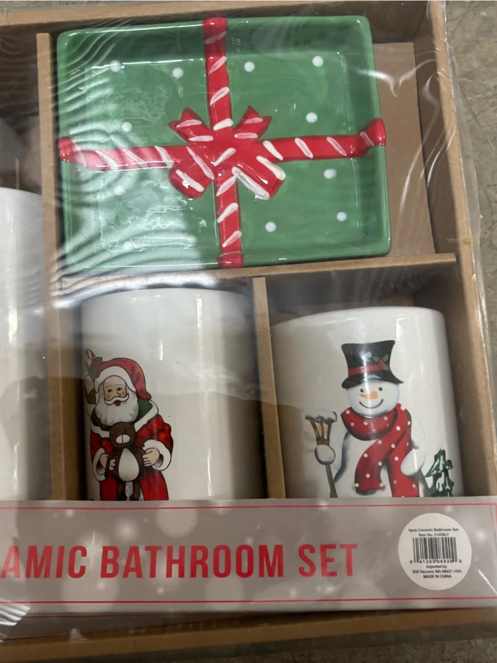 Holiday Ceramic Bathroom Accessory Set - White & Green